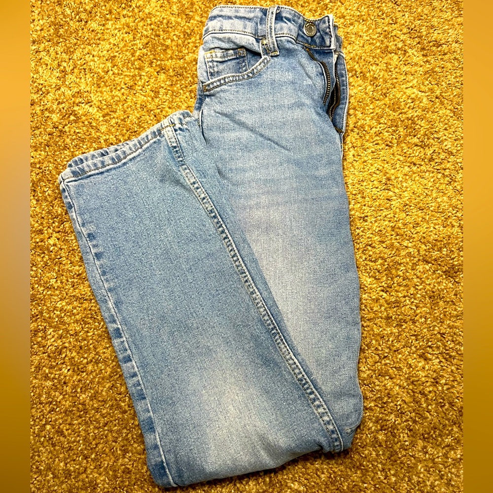 🌻Jeans- Straight, High Waist, Ankle Length Size 4 but fit more like a 2🌻